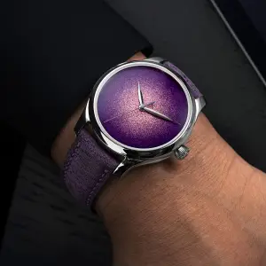 H. Moser & Cie Endeavour Centre Seconds Concept Purple Enamel