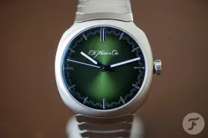 H. Moser & Cie Streamliner Centre Seconds Matrix Green