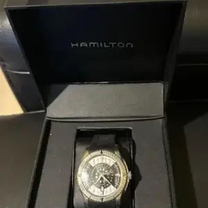 Hamilton Hamilton Jazzmaster Seaview H375150 44mm Stainless steel White