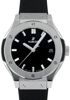 Hublot Hublot Classic Fusion 581.NX.1470.RX 33mm Titanium Black