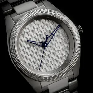 Isotope Isotope Flyway Guilloché