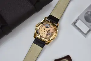 Junghans Meister Signature Handaufzug Edition 160