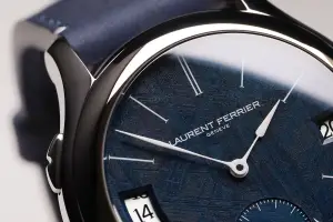 Laurent Ferrier Classic Traveller Meteorite