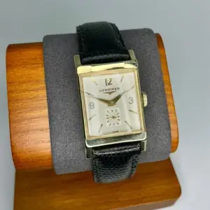 Longines Longines14k Solid Gold Rectangular Tank style watch 14k solid gold vintage Dress watch Amazing condition