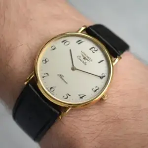 Longines Longines Presence 32.5mm Yellow gold
