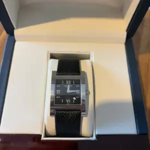 Longines Longines DolceVita 28mm Stainless steel Black