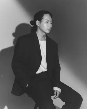 Minhoon Yoo Carved Piece