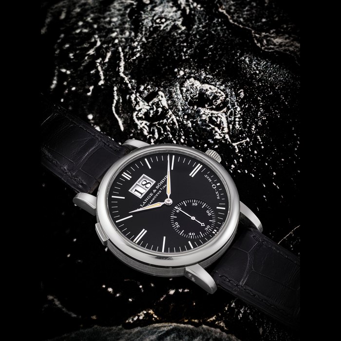 A. LANGE & SÖHNE. AN 18K WHITE GOLD AUTOMATIC WRISTWATCH WITH DATE SAX-O-MAT MODEL, REF. 308.027, MOVEMENT NO. 11’224, CASE NO. 123’258