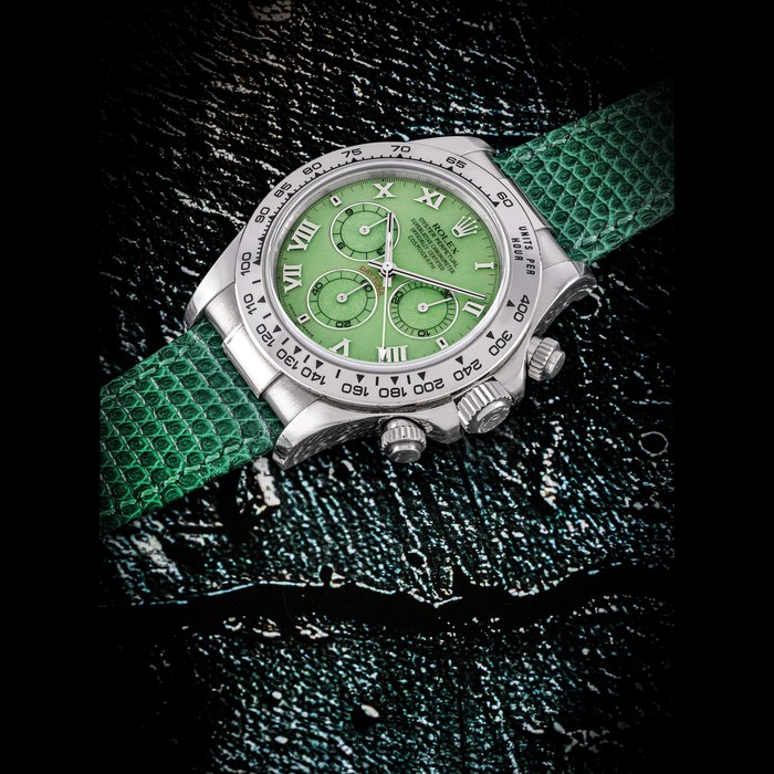 ROLEX. AN ATTRACTIVE 18K WHITE GOLD AUTOMATIC CHRONOGRAPH WRISTWATCH WITH GREEN CHRYSOPRASE DIAL DAYTONA “BEACH” MODEL, REF. 116519, CASE NO. P455’383, CIRCA 2000