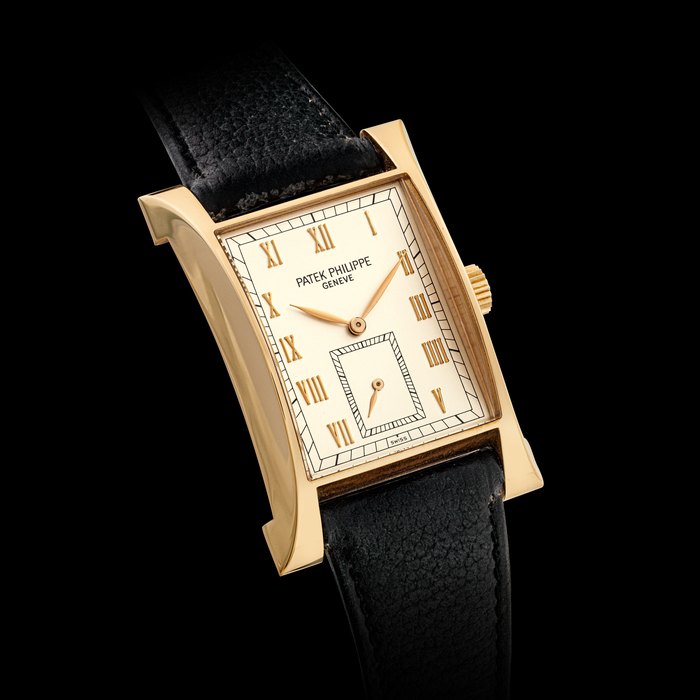 PATEK PHILIPPE. A RARE AND ATTRACTIVE 18K PINK GOLD LIMITED EDITION RECTANGULAR WRISTWATCH, MADE TO COMMEMORATE THE INAUGURATION OF PATEK PHILIPPE’S NEW WATCHMAKING CENTRE IN 1997 PAGODA MODEL, REF.5500R, MOVEMENT NO. 1’858’873, CASE NO. 4’014’358, CIRCA 1997