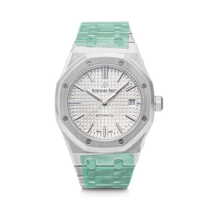 Audemars Piguet AUDEMARS PIGUET. AN 'UNWORN' AND STICKERED STAINLESS STEEL AUTOMATIC WRISTWATCH WITH BRACELET, DATE, AND SWEEP CENTER SECONDS ROYAL OAK MODEL, REF. 15450ST, MOVEMENT NO. AN1192, CASE NO. K46657, CIRCA 2019