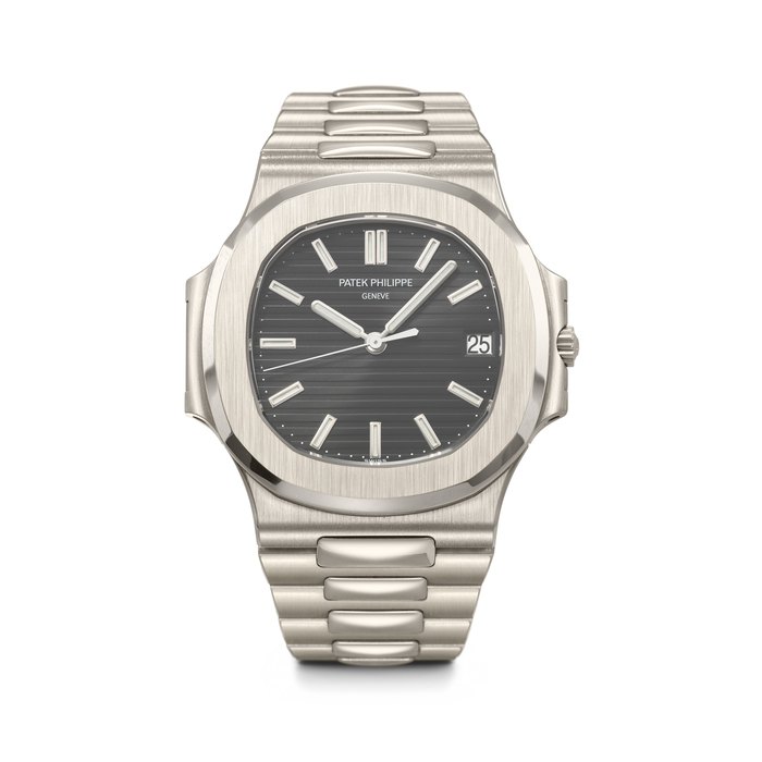PATEK PHILIPPE. AN ATTRACTIVE AND HEAVY 18K WHITE GOLD AUTOMATIC WRISTWATCH WITH SWEEP CENTRE SECONDS, DATE AND BRACELET NAUTILUS MODEL, REF. 3711/1G-001, MOVEMENT NO. 3’403’787, CASE NO. 4'308'007, CIRCA 2006