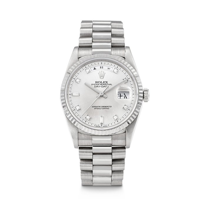 ROLEX. AN 18K WHITE GOLD AND DIAMOND-SET AUTOMATIC WRISTWATCH WITH SWEEP CENTRE SECONDS, DAY, DATE, CHINESE CALENDAR AND BRACELET DAY-DATE MODEL, REF. 18239, CASE NO. T410946