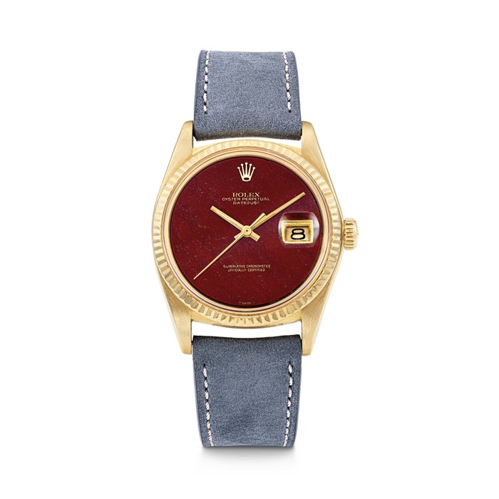 ROLEX. A VERY RARE 18K GOLD AUTOMATIC WRISTWATCH WITH SWEEP CENTRE SECONDS, DATE AND RED JASPER DIAL DATEJUST MODEL, REF. 1601, CASE NO. 3'217'552