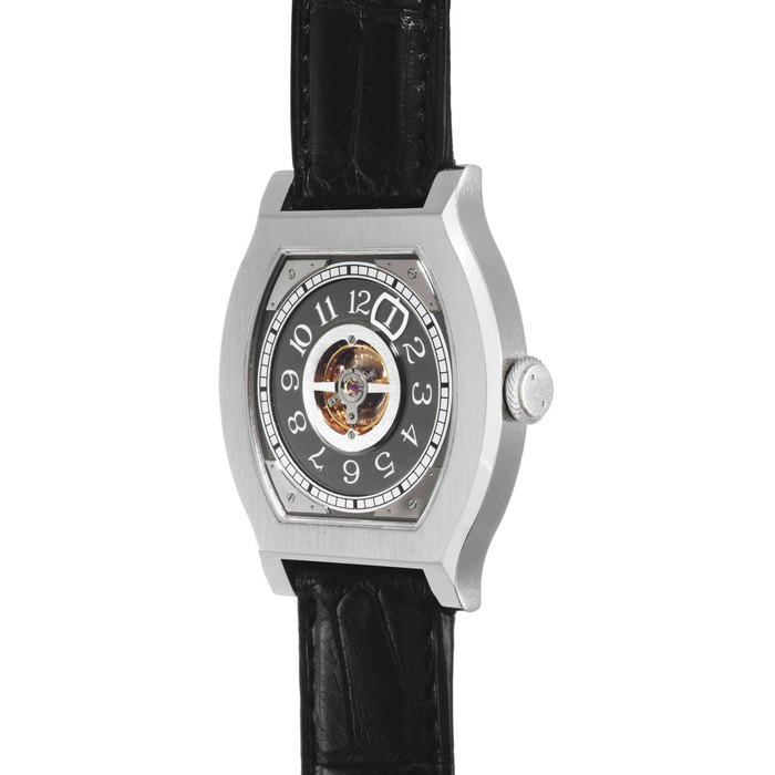 F. P. JOURNE. A FINE AND RARE LIMITED EDITION PLATINUM WANDERING HOUR TORTUE WRISTWATCH SIGNED F. P. JOURNE, VAGABONDAGE, INVENIT ET FECIT, NO. 22/69V, CIRCA 2005