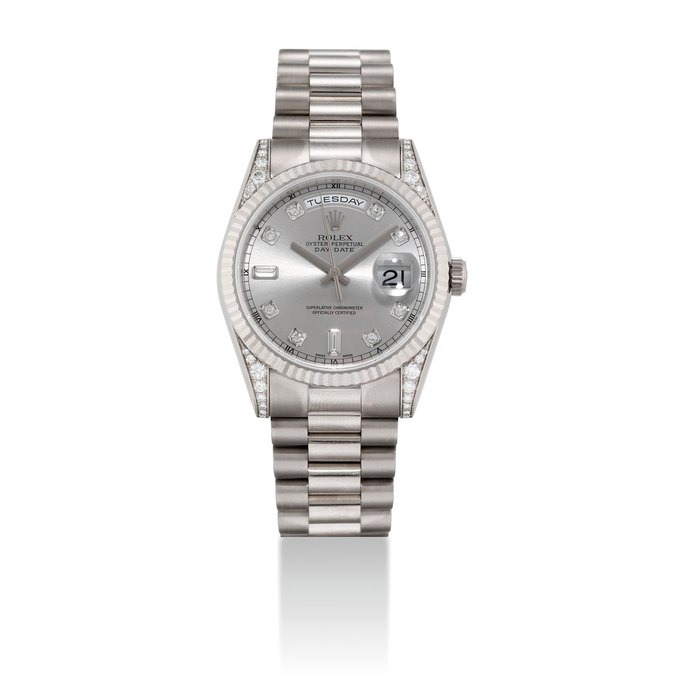 ROLEX. A FINE AND RARE 18K WHITE GOLD AND DIAMOND-SET AUTOMATIC WRISTWATCH WITH SWEEP CENTRE SECONDS, DAY, DATE AND BRACELET SIGNED ROLEX, OYSTER PERPETUAL, DAY-DATE MODEL, REF. 118339, CASE NO. P197042, CIRCA 2000