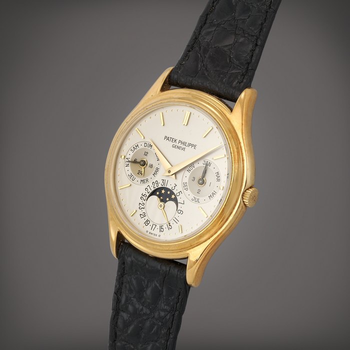 Patek Philippe Reference 3940 | A yellow gold perpetual calendar wristwatch with moon phase and leap year indication | Circa 1989