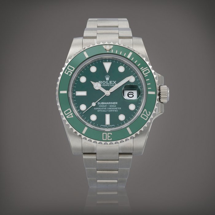 Rolex Submariner 'Hulk' stickered, reference 116610LV     Montre bracelet en acier avec date |  Stainless steel wristwatch with date and bracelet    Vers 2017 |  Circa 2017 · 116610LV
