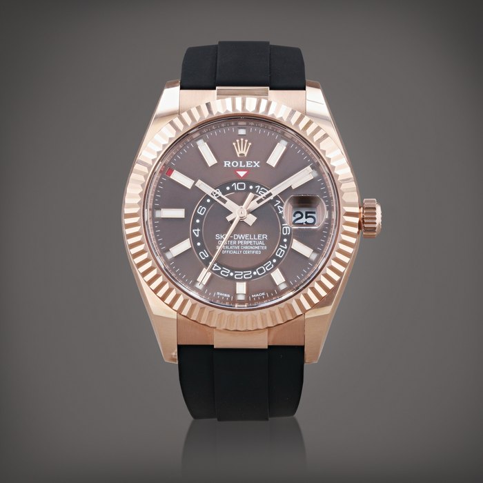 Rolex Sky-Dweller, reference 326235    Montre bracelet à quantième annuel et double fuseau horaire en or rose avec date |  Pink gold annual calendar and dual time zone wristwatch with date and bracelet    Vers 2021 |  Circa 2021