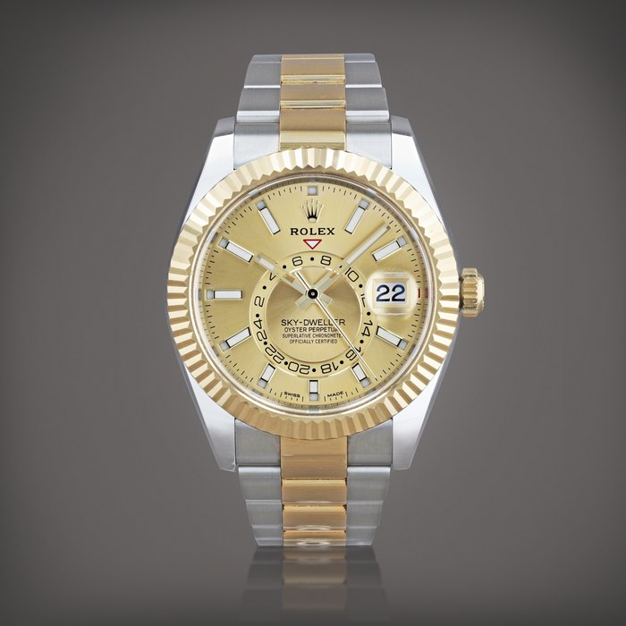 Rolex Sky-Dweller, reference 326933     Montre bracelet en acier et or jaune avec quantième annuel et second fuseau horaire |  Stainless steel and yellow gold wristwatch with annual calendar, dual time zone and bracelet    Vers 2017 |  Circa 2017