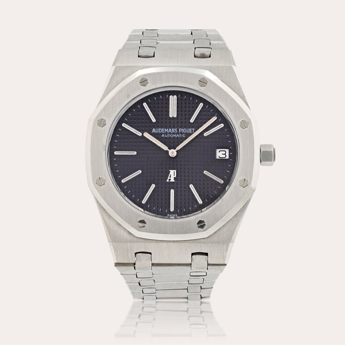 Audemars Piguet Royal Oak 'A series Jumbo', reference 5402ST    Montre bracelet en acier avec date |  Stainless steel wristwatch with date and bracelet    Vers 1974 |  Circa 1974