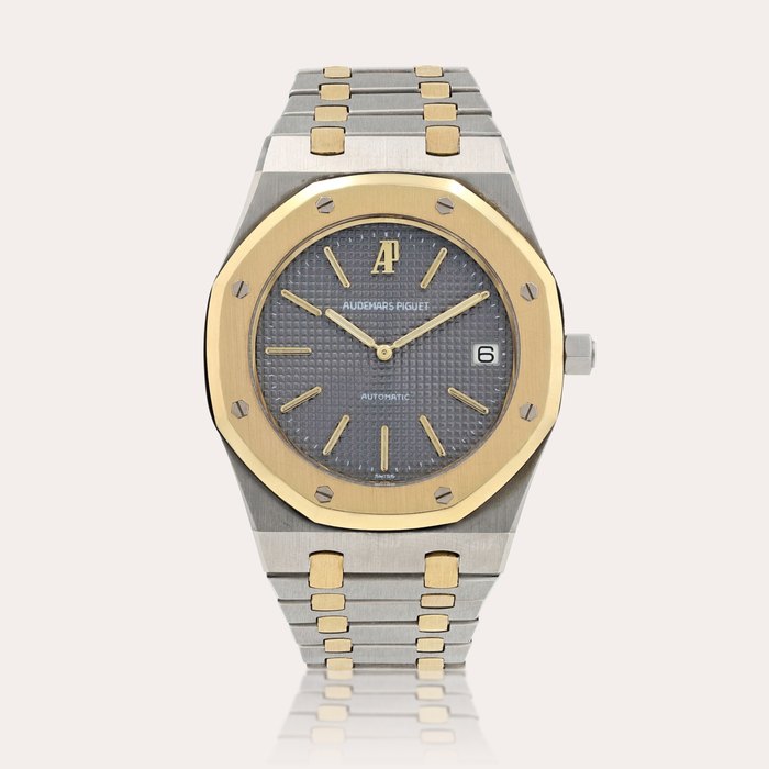 Audemars Piguet Royal Oak 'Jumbo', reference 5402SA     Montre bracelet en acier et or jaune avec date |  Stainless steel and yellow gold wristwatch with date and bracelet    Vers 1978 |  Circa 1978