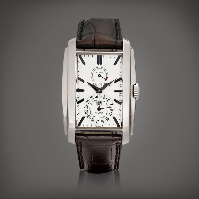 Patek Philippe Gondolo, Reference 5200 | A white gold wristwatch with day, date and 8 days power reserve indication, Circa 2016 | 百達翡麗 | Gondolo 型號5200 | 白金腕錶，備日期、星期及八天動力儲備顯示，約2016年製