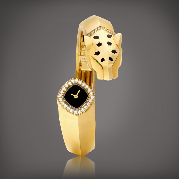 Cartier La Panthère, Reference HPI01342 | A yellow gold, diamond and tsavorite garnet-set bangle watch, Circa 2015 | 卡地亞 | La Panthère 型號HPI01342 | 黃金鑲鑽石及沙弗萊石手鐲腕錶，約2015年製
