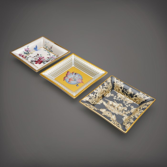 Patek Philippe Porcelain de Limoges | A set of three commemorative Limoges porcelain and enamel dishes, Circa 2016, 2018 and 2019 | 百達翡麗 | Porcelain de Limoges | 一套三件利摩日陶瓷及琺瑯擺飾盤，約2016、2018及2019年製