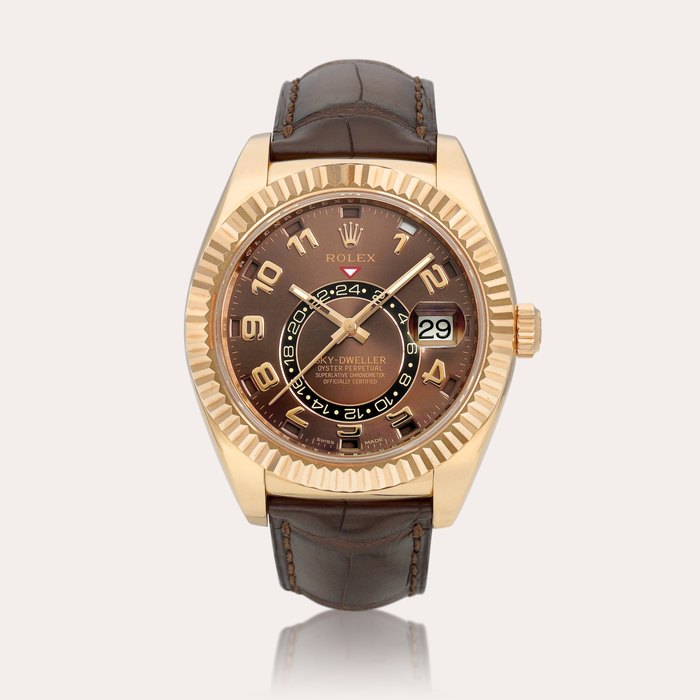Rolex Sky-Dweller, Reference 326135 | An Everose gold annual calendar dual time wristwatch, Circa 2012 | 勞力士 | Sky-Dweller 型號326135 | 永恆玫瑰金年曆兩地時間腕錶，約2012年製