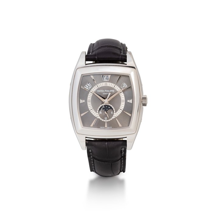 Patek Philippe Gondolo Annual Calendar, Ref. 5135P    Montre bracelet en platine et diamants avec quantième annuel, phases de lune et indication 24 heures |  Platinum and diamond-set annual calendar wristwatch with moon phases and 24-hour indication    Vers 2007 |  Circa 2007