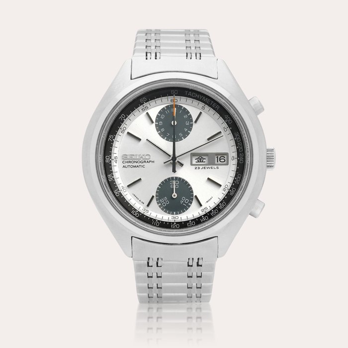 Seiko Panda, Reference 6138-8020 | A stainless steel chronograph wristwatch with Japanese day, date and bracelet, Circa 1975 | 精工 | Panda 型號6138-8020 | 精鋼計時鏈帶腕錶，備日期及日文星期顯示，約1975年製 · 6138-8020