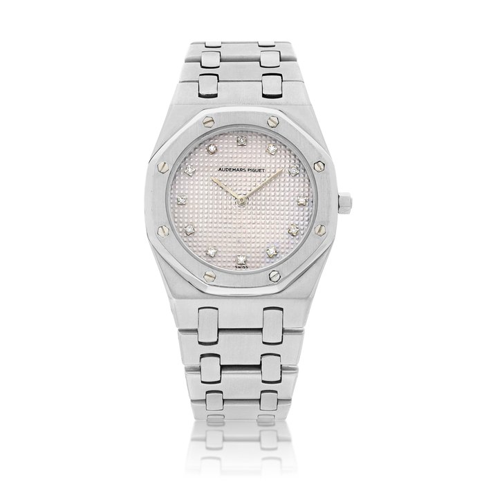 Audemars Piguet Royal Oak | A stainless steel and diamond-set bracelet watch, Circa 2000 | 愛彼 | 皇家橡樹系列 精鋼鑲鑽石鏈帶腕錶，約2000年製