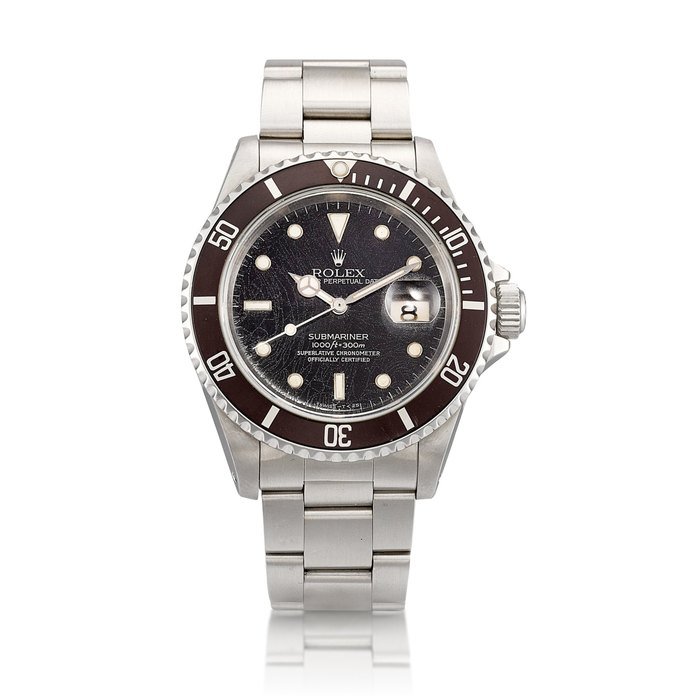 Rolex Submariner, Reference 16610 | A stainless steel wristwatch with date and bracelet, Circa 1994 | 勞力士 | Submariner 型號16610 | 精鋼鏈帶腕錶，備日期顯示，約1994年製 · 16610
