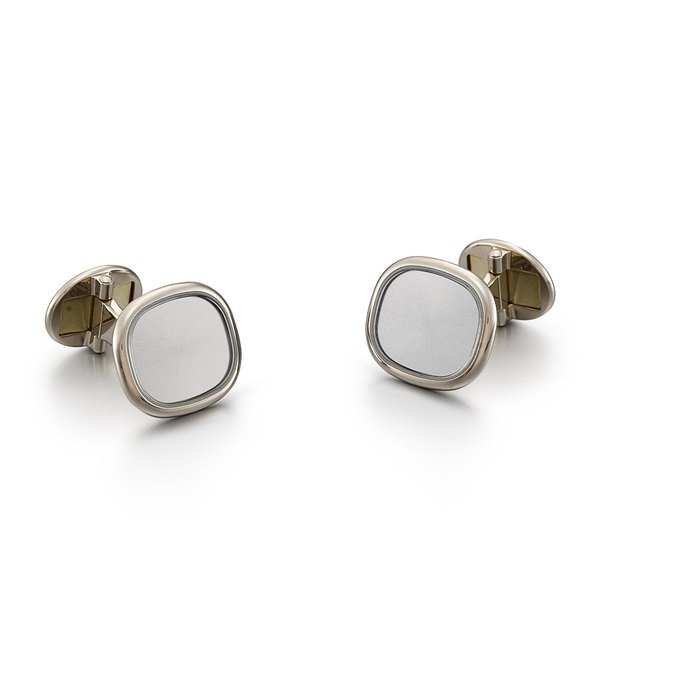 Patek Philippe Ellipse | A pair of white gold cufflinks, Circa 2010 | 百達翡麗 | Ellipse | 一對白金袖扣，約2010年製