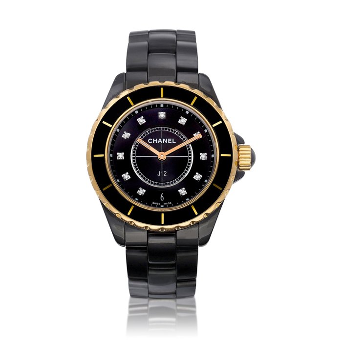 Chanel J12, Reference H2544 | A ceramic, yellow gold and diamond-set wristwatch with date and bracelet, Circa 2015 | 香奈兒 | J12 型號H2544 | 陶瓷及黃金鑲鑽石鏈帶腕錶，備日期顯示，約2015年製 · H2544