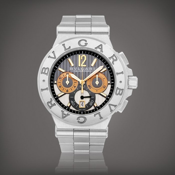 Bulgari Diagono Calibro 303 | A stainless steel chronograph bracelet watch with date and white gold bezel, Circa 2009 | 寶格麗 | Diagono Calibro 303 | 精鋼計時鏈帶腕錶，備日期顯示及白金錶圈，約2009年製