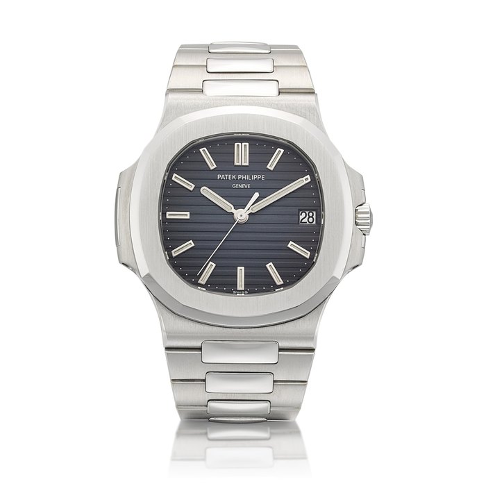 Patek Philippe Nautilus, Reference 5711 | A stainless steel bracelet watch with date, Circa 2007 | 百達翡麗  | Nautilus 型號5711 |  精鋼鏈帶腕錶，備日期顯示，約2007年製 · 5711