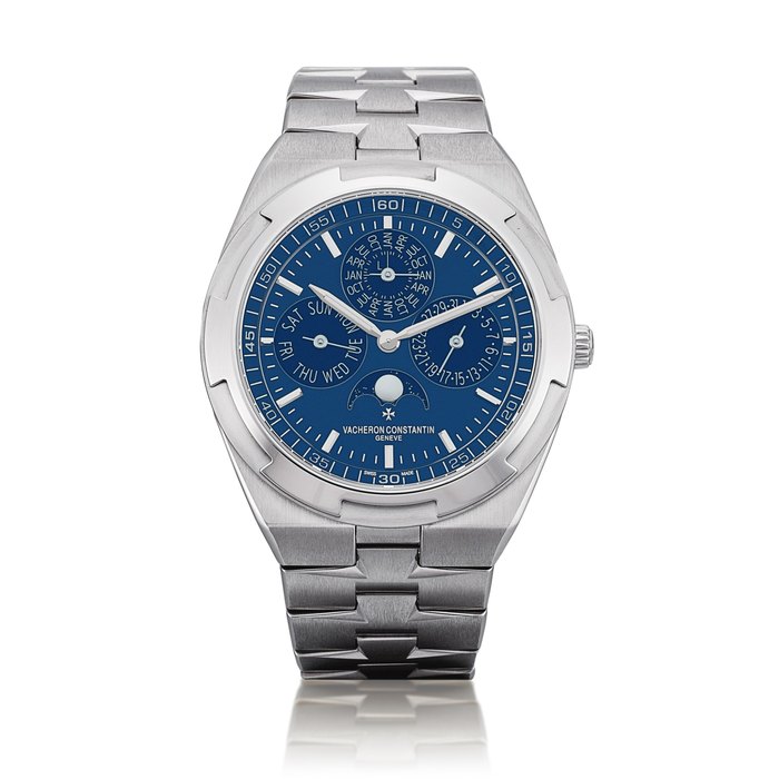 Vacheron Constantin Overseas Perpetual Calendar Ultra-Thin, Reference 4300V/120G-B945|  A brand new white gold ultra-thin anti-magnetic perpetual calendar wristwatch with day, date, moon phases, leap year indication and bracelet, Circa 2022 | 江詩丹頓 | Overseas Perpetual Calendar Ultra-Thin 型號 4300V/120G-B945 |  全新白金超薄防磁萬年曆鏈帶腕錶，備月相、星期及閏年顯示，約2022年製 · 4300V/120G-B945
