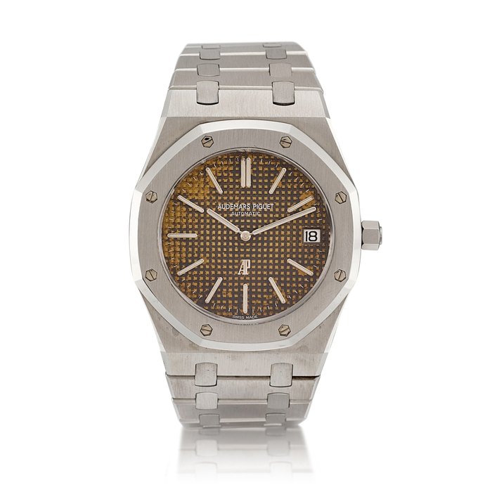 Audemars Piguet Royal Oak, Reference 5402 | A stainless steel bracelet watch with tropical dial and date, Made in 1978 | 愛彼 |皇家橡樹系列 型號5402 | 精鋼鏈帶腕錶，備棕式錶盤及日期顯示，1978年製 · 5402