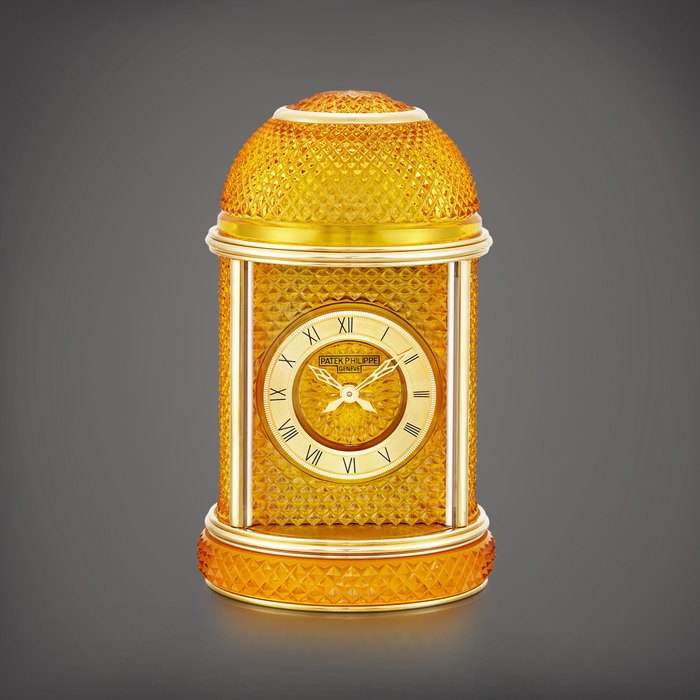 Patek Philippe "Crystal Amber", Reference 10008M-001 | A Baccarat crystal dome clock, Circa 2020 | 百達翡麗  | "Crystal Amber" 型號10008M-001  | Baccarat 水晶座鐘，約2020年製 · 10008M-001