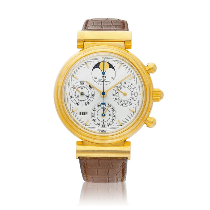 IWC Da Vinci, Reference 3750 | A yellow gold perpetual calendar chronograph wristwatch with moon phases and year display, Circa 1990 | 萬國 | 達文西系列 型號3750 黃金萬年曆計時腕錶，備月相及年份顯示，約1990年製 · 3750