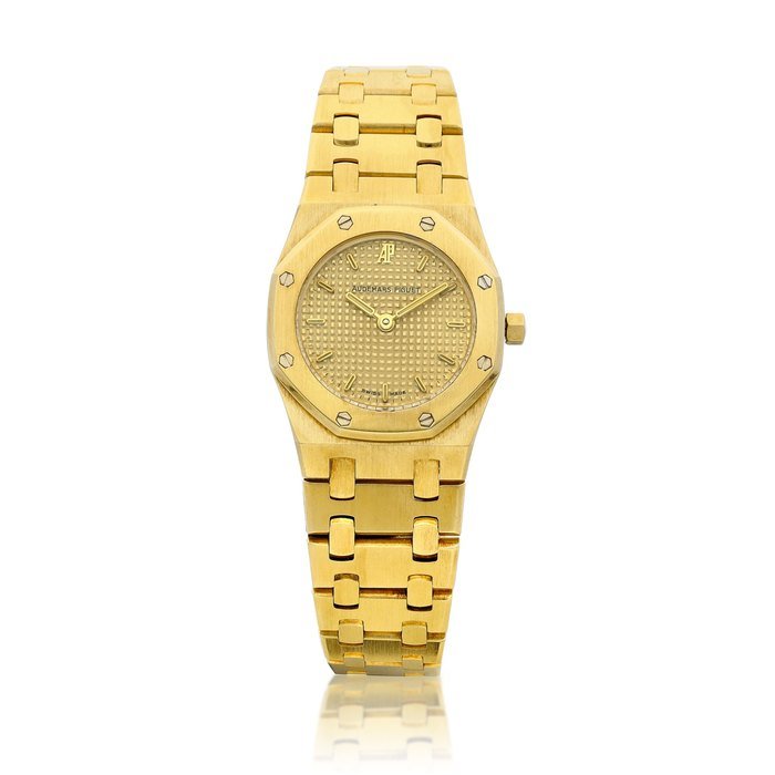 Audemars Piguet Royal Oak, Reference 66339BA.00.0722BA | A yellow gold bracelet watch, Circa 1990 | 愛彼 | 皇家橡樹系列 型號66339BA.00.0722BA | 黃金鏈帶腕錶，約1990年製 · 66339BA.00.0722BA