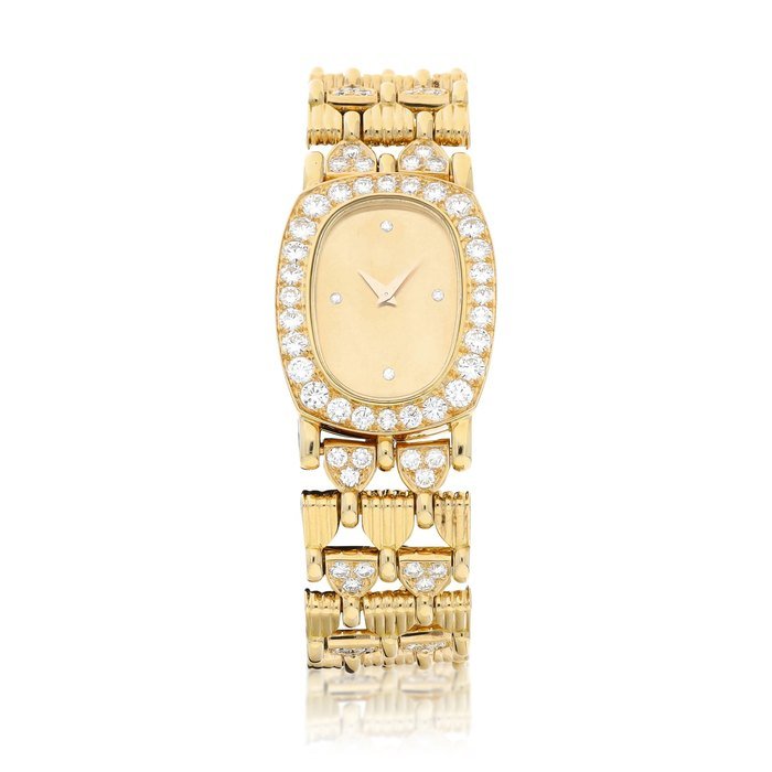 Vacheron Constantin Vacheron Constantin | A yellow gold and diamond-set bracelet watch, Retailed by Boucheron, Circa 1980 | 江詩丹頓 | 黃金鑲鑽石鏈帶腕錶，由Boucheron發行，約1980年製