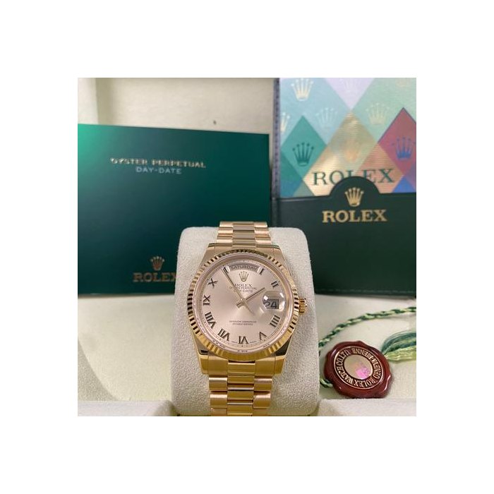 Rolex Rolex Day-DateEXCELLENT Condition 2003 Day-Date "President" Yellow Gold Champagne Roman Dial 118238 FULL SET, Price & Market Data