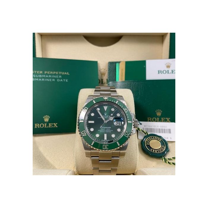 Rolex Submariner DateLike NEW 2020 Submariner Date "Hulk" 116610LV FULL SET Discontinued Model