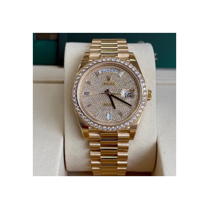 Rolex Day-Date40 Factory diamond dial and bezel! Ref. 228348RBR