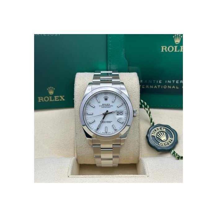 Rolex Datejust41 White Dial Oyster Smooth Bezel Ref. 126300