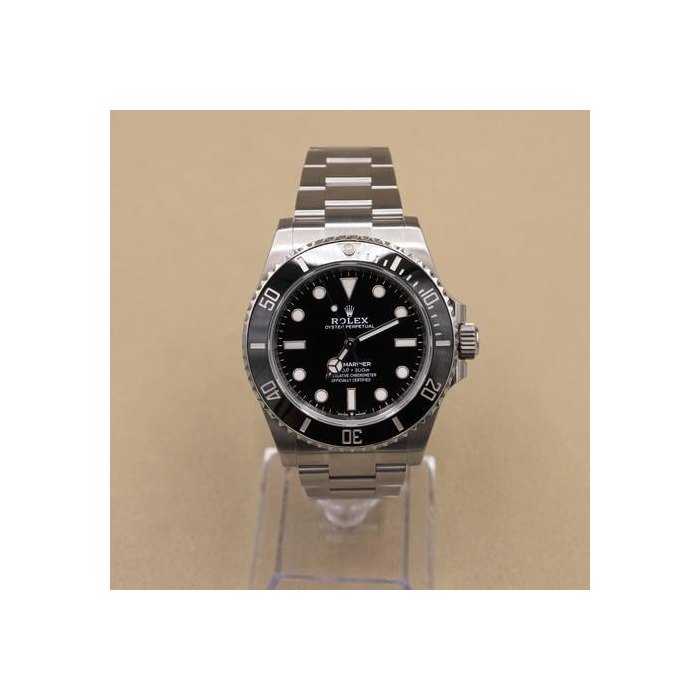 Rolex Submariner (No Date)No-Date 2022 Black Dial on Oyster 124060