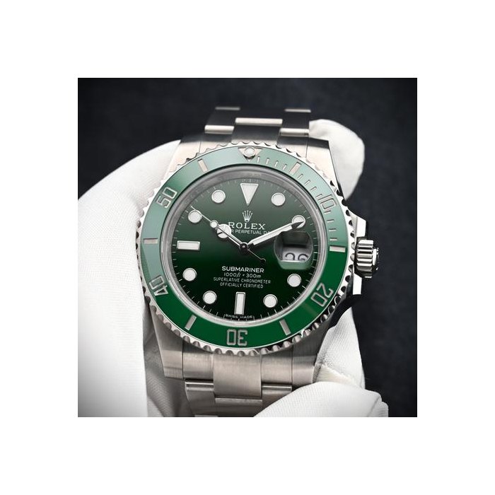 Rolex Submariner Date"Hulk" 116610LV